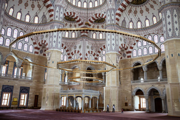 Fototapeta na wymiar interior of the mosque in Adana Turkey