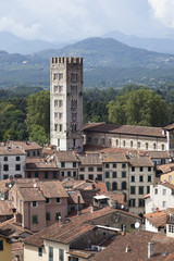 Fototapeta na wymiar Paesaggio storico, Lucca