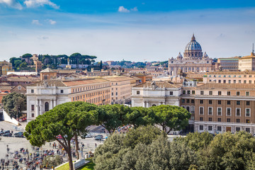 Fototapeta na wymiar Skyline of Rome