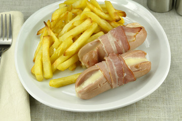 cervelas alsacien et frites