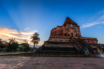 Fototapeta premium Ancient pagoda at Wat Chedi Luang in Chiangmai province,Thailand
