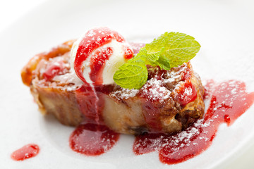 Apple Strudel