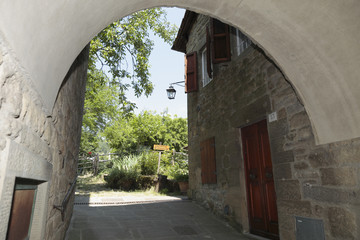 Obraz premium Arco d'ingresso al Castello di Porciano