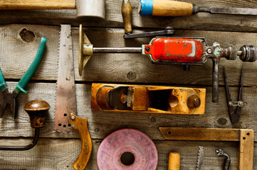 The working tools . For the work .