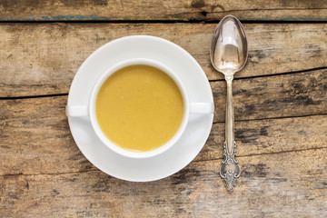 Lentil cream soup