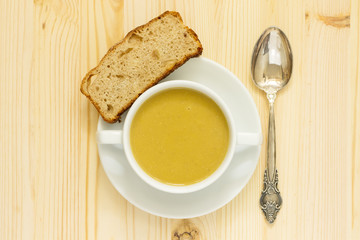 Lentil cream soup