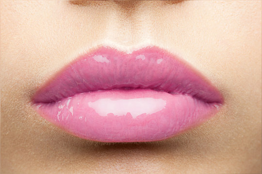 beauty glossy purple lips