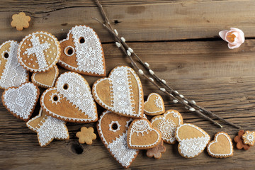 gingerbread heart-shaped