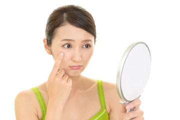 お肌が気になる女性