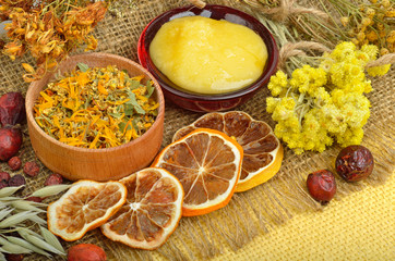 Сalendula flower, oats, immortelle flower, tansy herb, honey, w