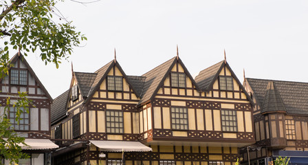 buiding english style