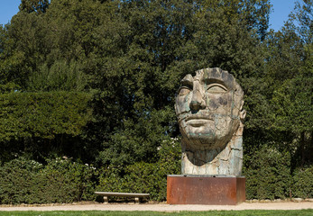 Sculpture Tindaro Screpolato by Igor Mitoraj in Boboli Gardens