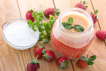 Strawberry Yogurt Smoothie