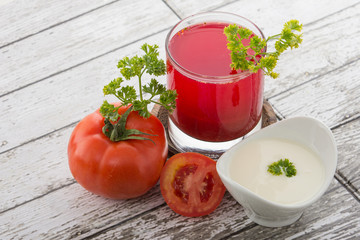 Tomato yogurt mix juice