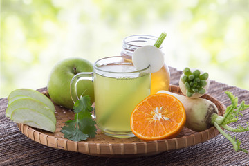 Celery and Radish smoothie