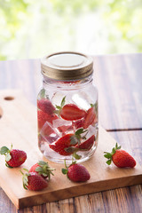 Strawberry infuse water