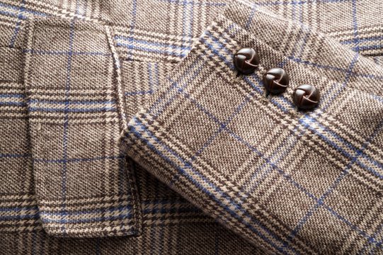 Fabric - Plaid tweed jacket detail