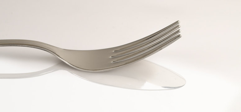 fork on spoon reflex