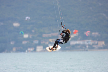 kite surfing sport d'acqua - obrazy, fototapety, plakaty