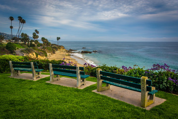 Benches and view of the Pacific Ocean, at Heisler Park, in Lagun