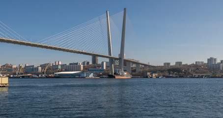 Vladivostok, bridge. Daylight view. Wimter.