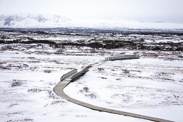 Islanda. strada nella neve e ghiaccio