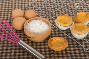 Baked egg tart on tray