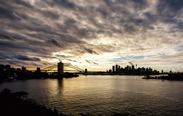 Fototapeta na wymiar Sydney harbor and downtown buildings