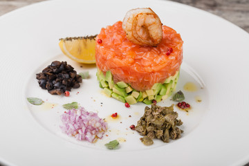 Salmon tartar