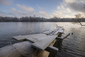  łódki w przystani wędkarskiej © Mike Mareen