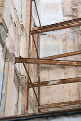 building to rehabilitate