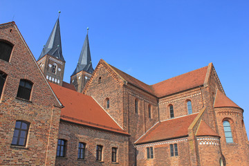 Fototapeta na wymiar Romanisches Kloster Jerichow (12. Jh.,Sachsen-Anhalt)