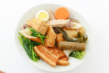 日本伝統料理のおでん