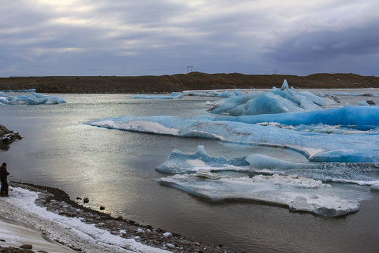 Islanda: iceberg nella laguna ghiacciata