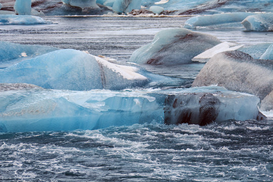 Islanda: iceberg azzurri