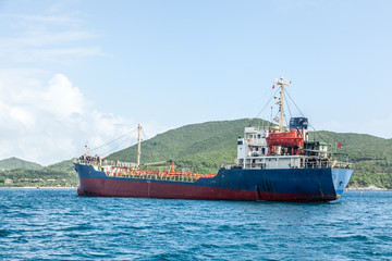 Fototapeta premium Cargo ship