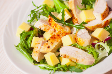 salad with chicken breast and cheese