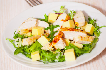 salad with chicken breast and cheese