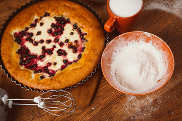 Red and black currant cake