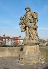 Fototapeta na wymiar Brückenfigur, Alte Mainbrücke Würzburg