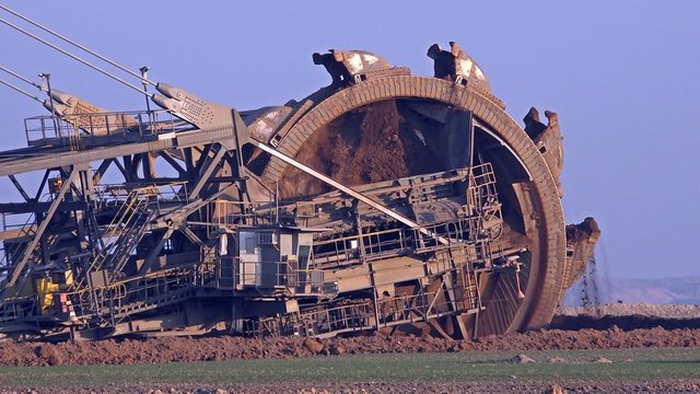 Giant Bucket Wheel Excavator - Opencast mining