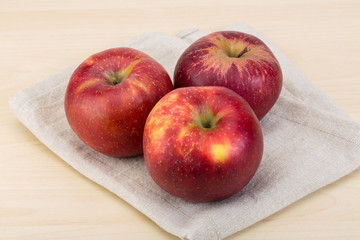 Red apples