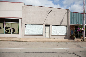 Closed Store