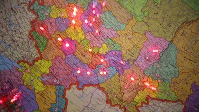 Map of Russia with blinking lights showing the distribution net