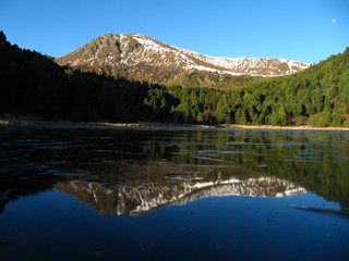 Spiegelung im Eis