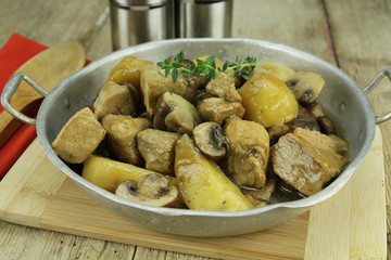 sauté de porc aux champignons