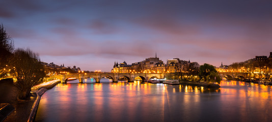 Ile de la Cite and Pont Neuf at sunrise - Paris