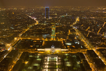 Fototapeta na wymiar Night view of Paris