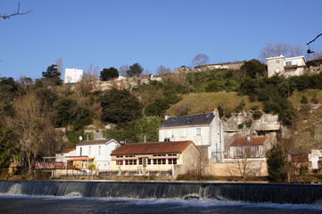 le clain traversant Poitiers
