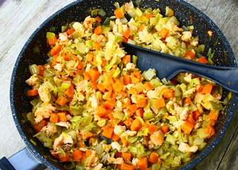 saumon aux poireaux ,carotte et soja